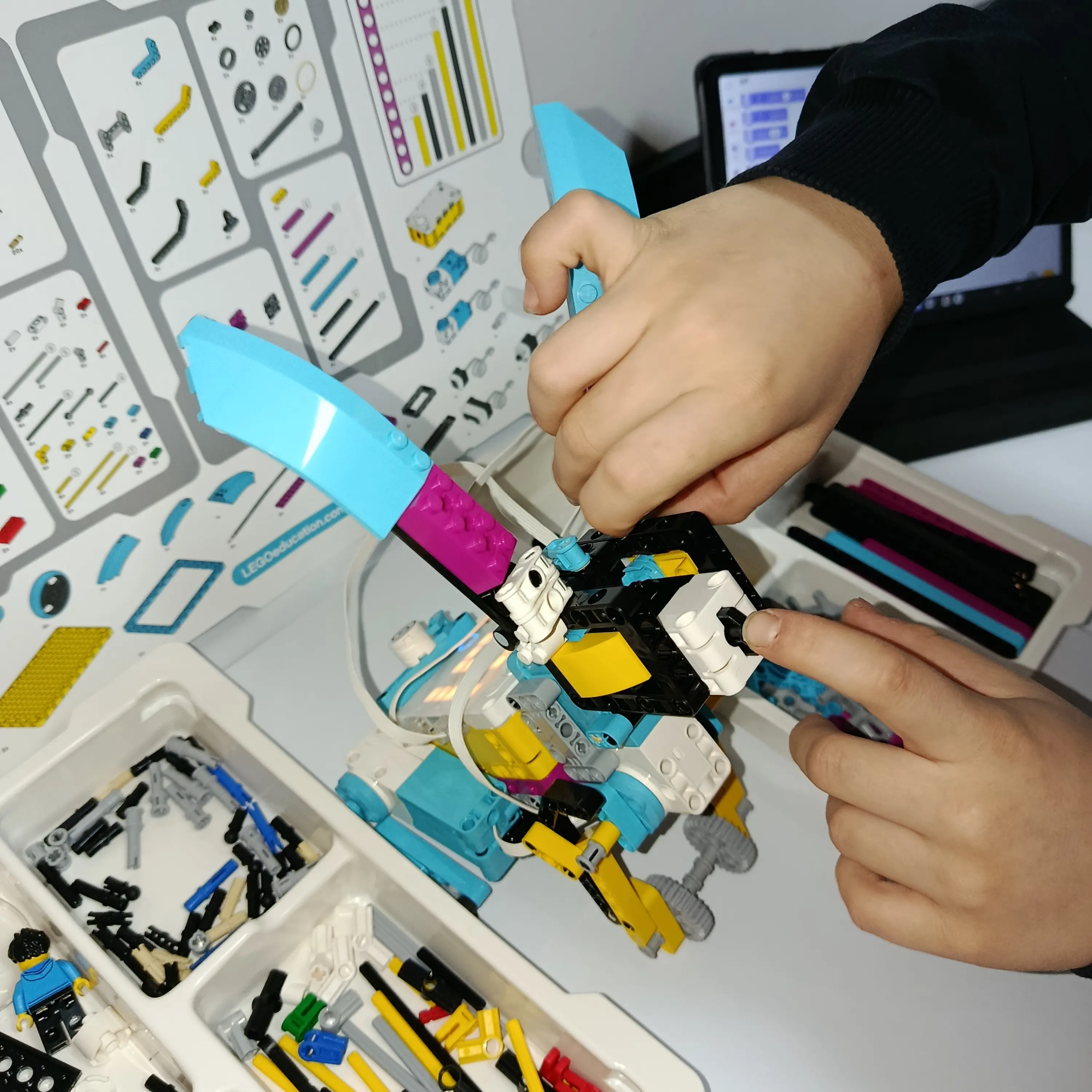 Lego Spike Prime Sivas Robotik Kodlama Eğitimi